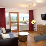 Alpenglühn Hotel