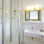 Alpengluehn Hotell 3*