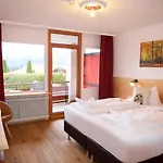 Alpengluehn Hotel