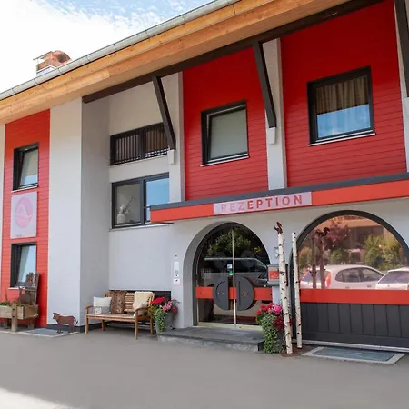Hotel Alpengluehn 3*