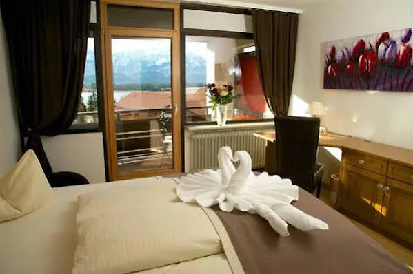 Hotel Alpengluehn 3*