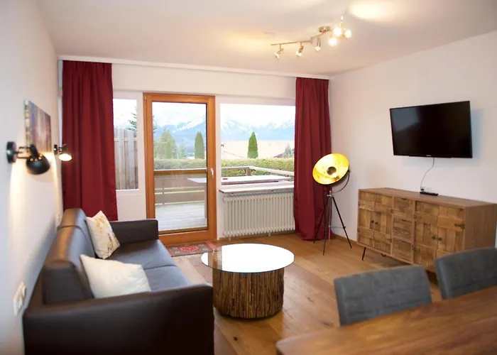 Alpengluehn Hotell